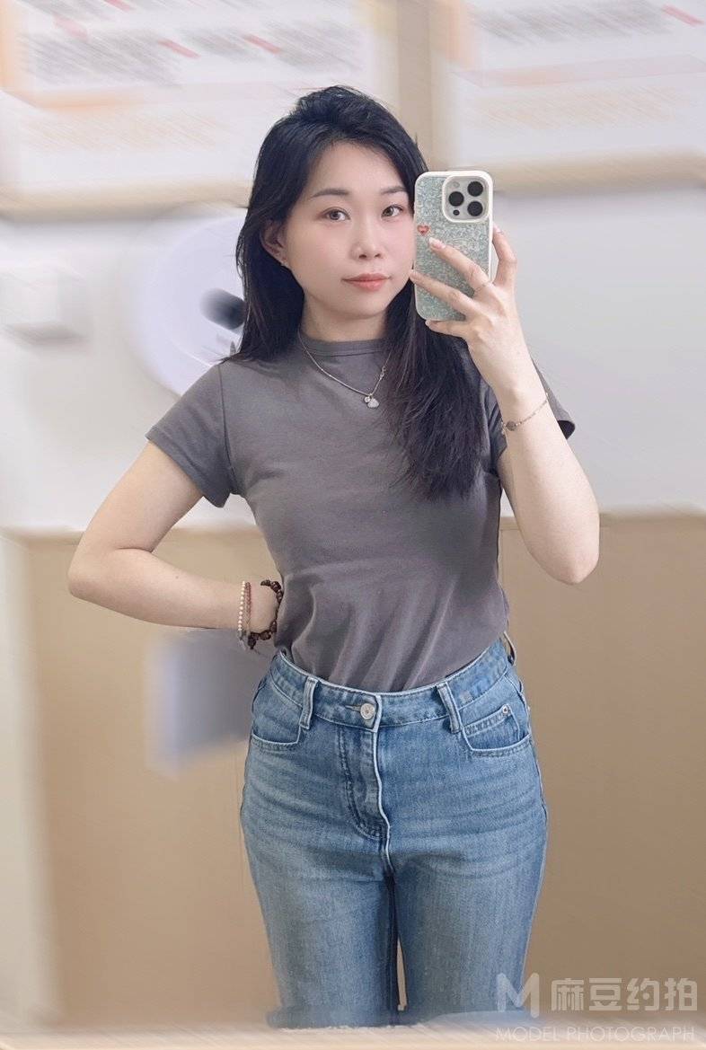 纪实模特