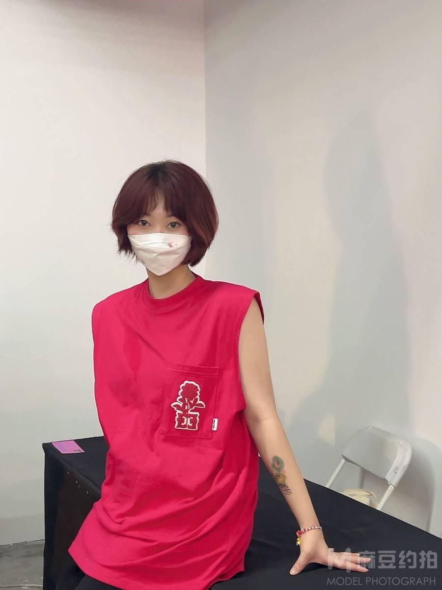 纪实模特