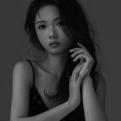 黑白模特