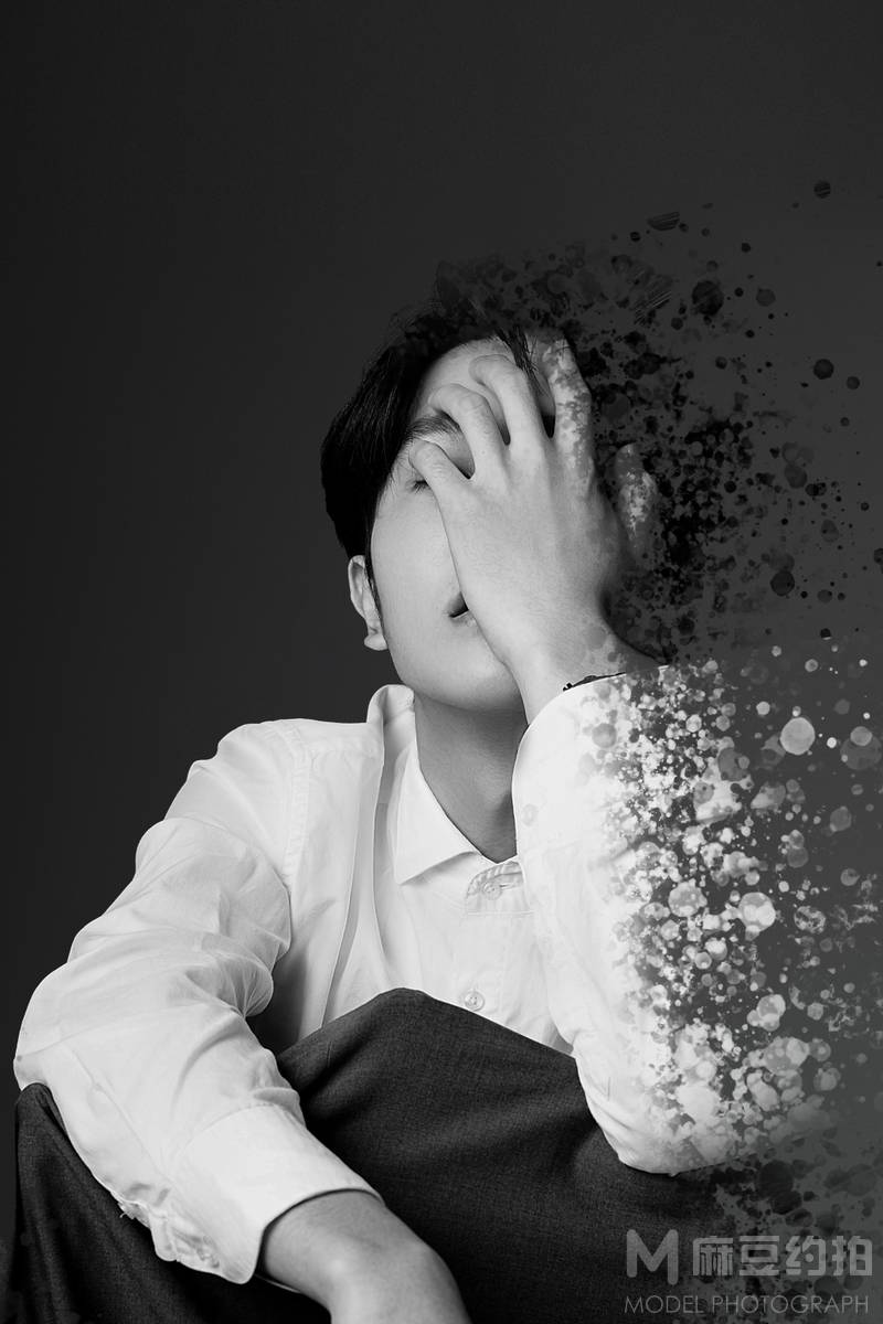 情绪模特