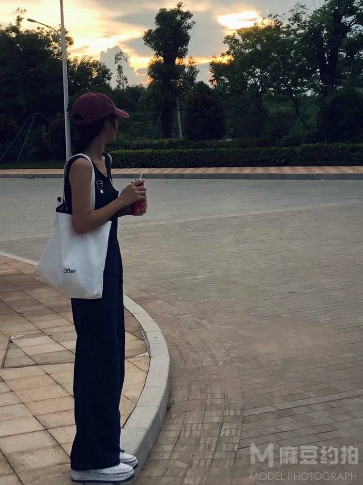 校园模特