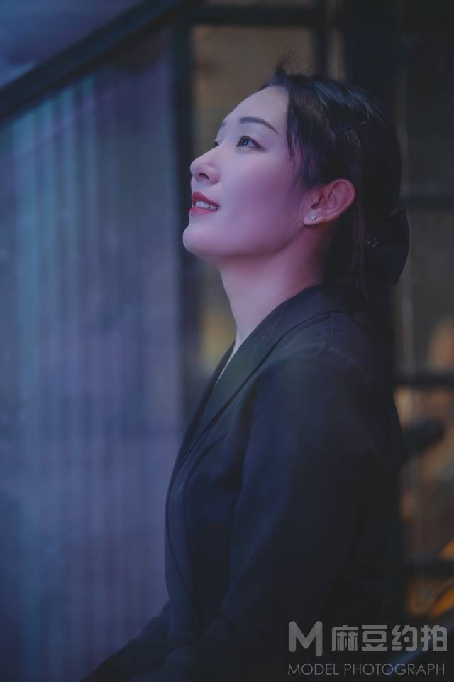 夜景模特