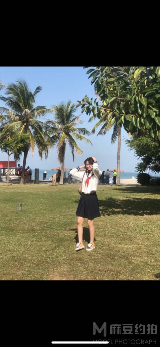 校园模特
