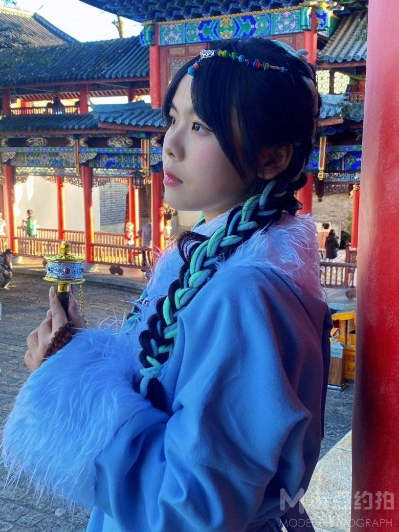 情绪模特