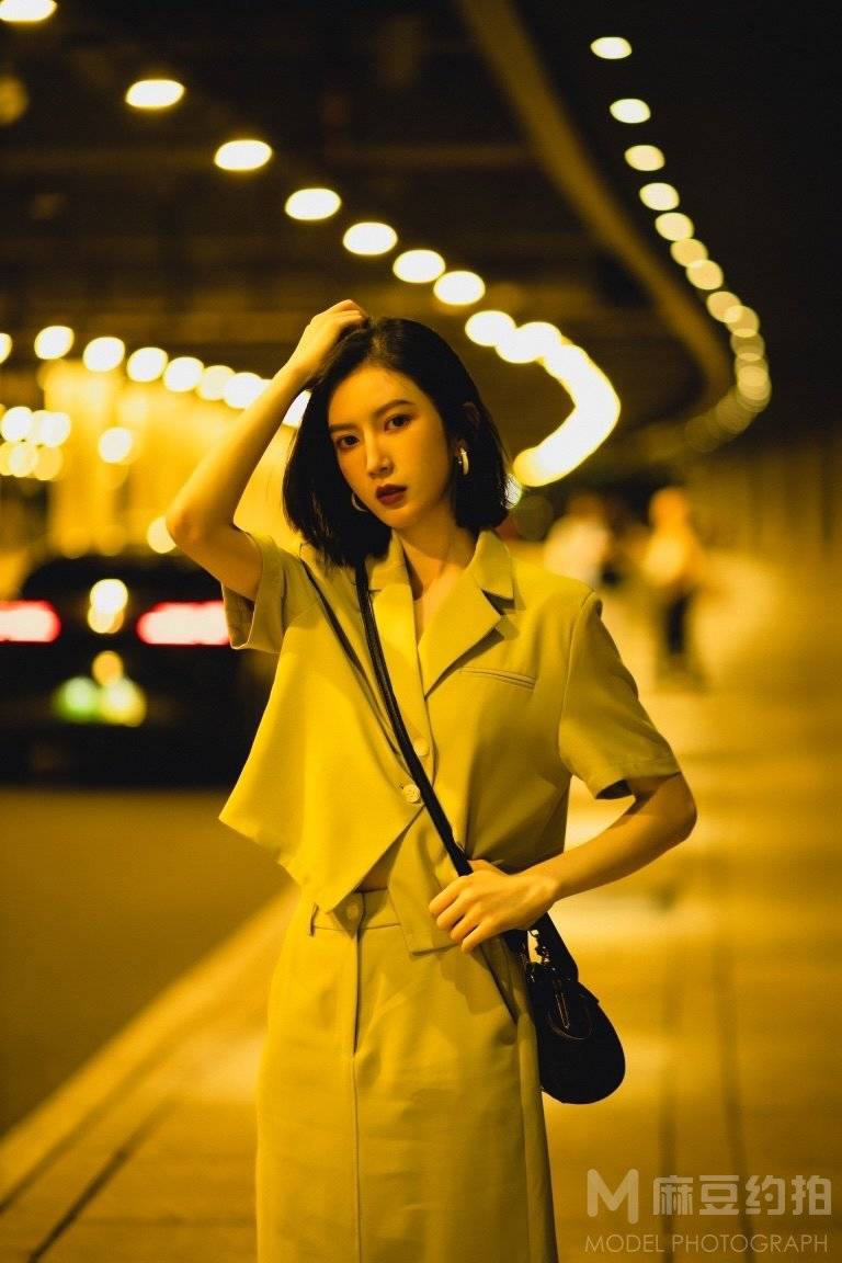 清新模特