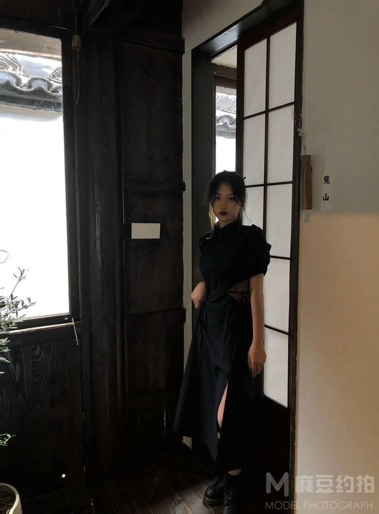 暗黑模特