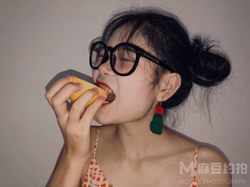 胶片模特