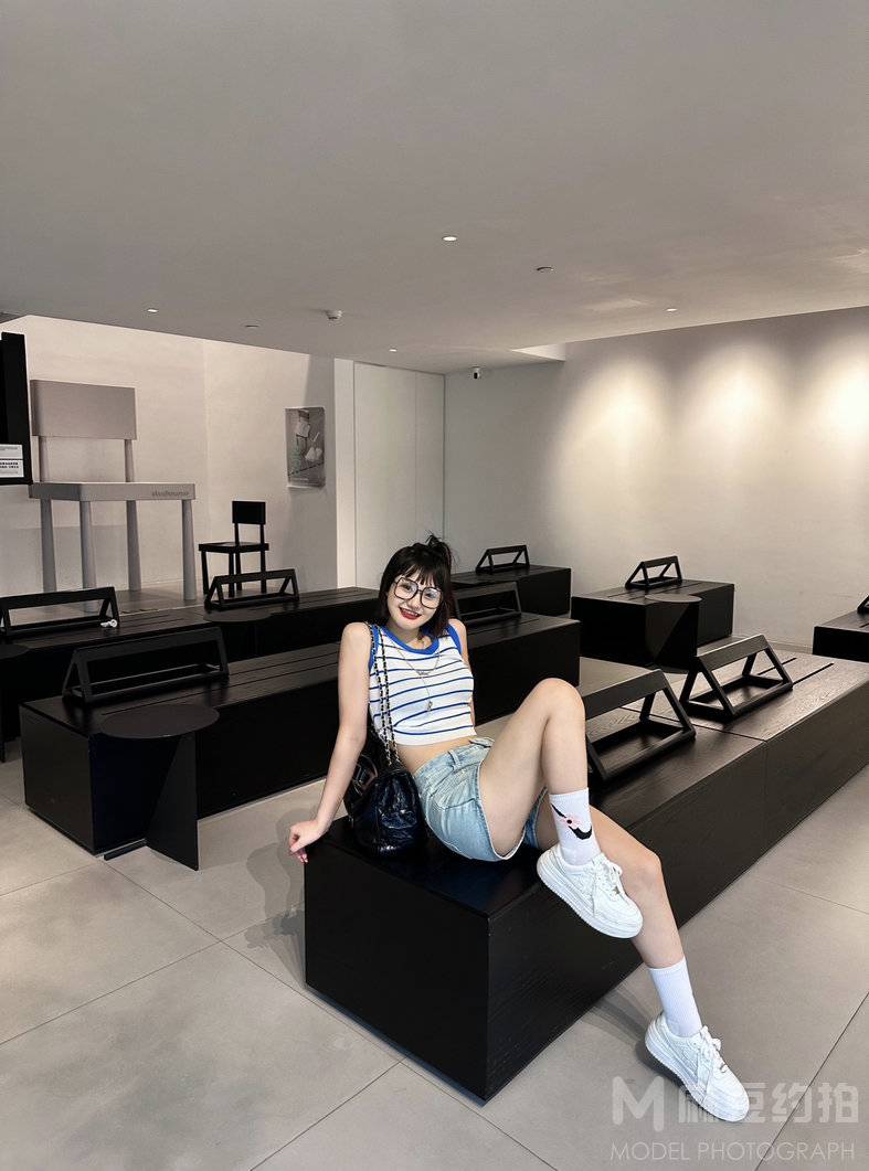 清新模特