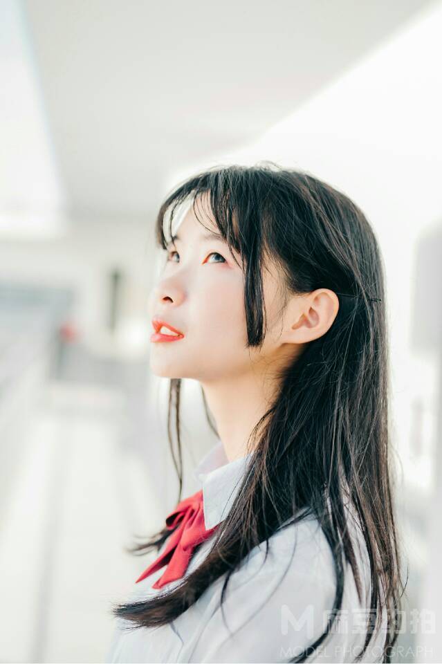清新模特
