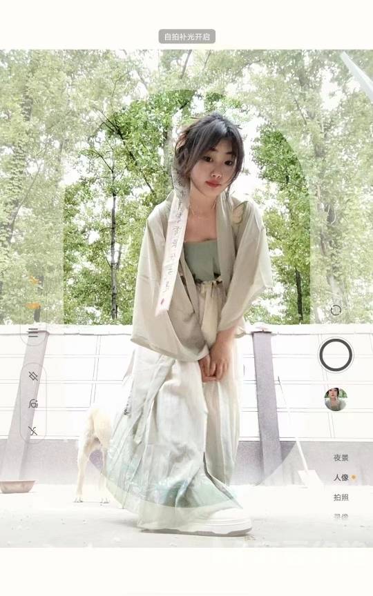 汉服模特