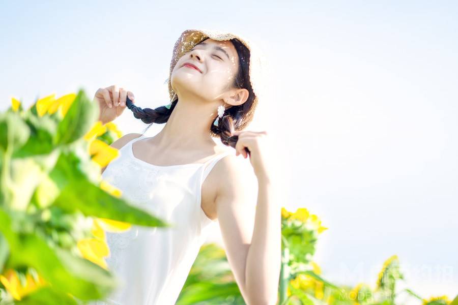 清新模特