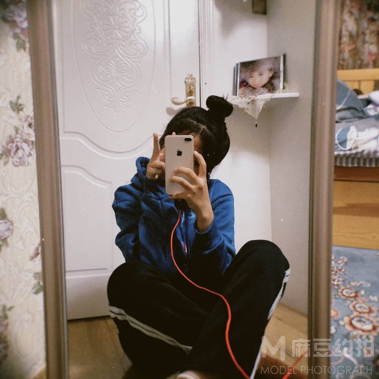 胶片模特