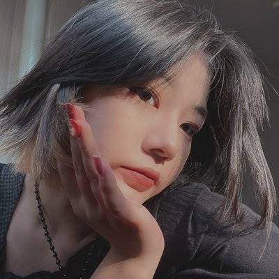 黑白模特