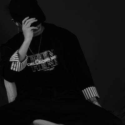 黑白模特