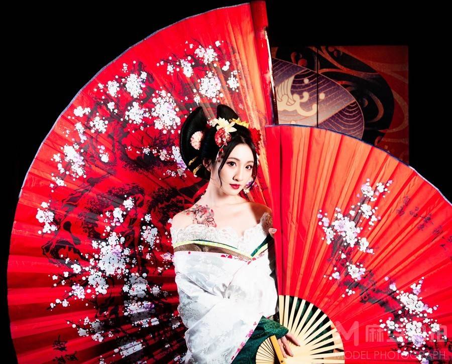和服模特