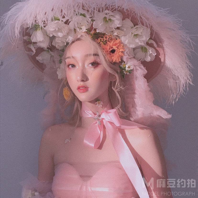 妆容模特