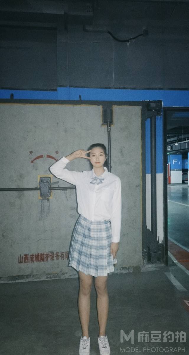 校园模特