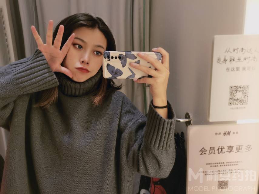 情绪模特
