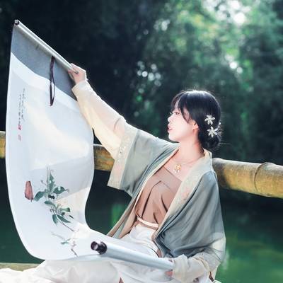汉服模特