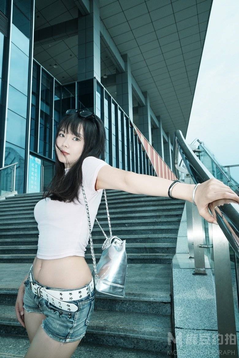 胶片模特