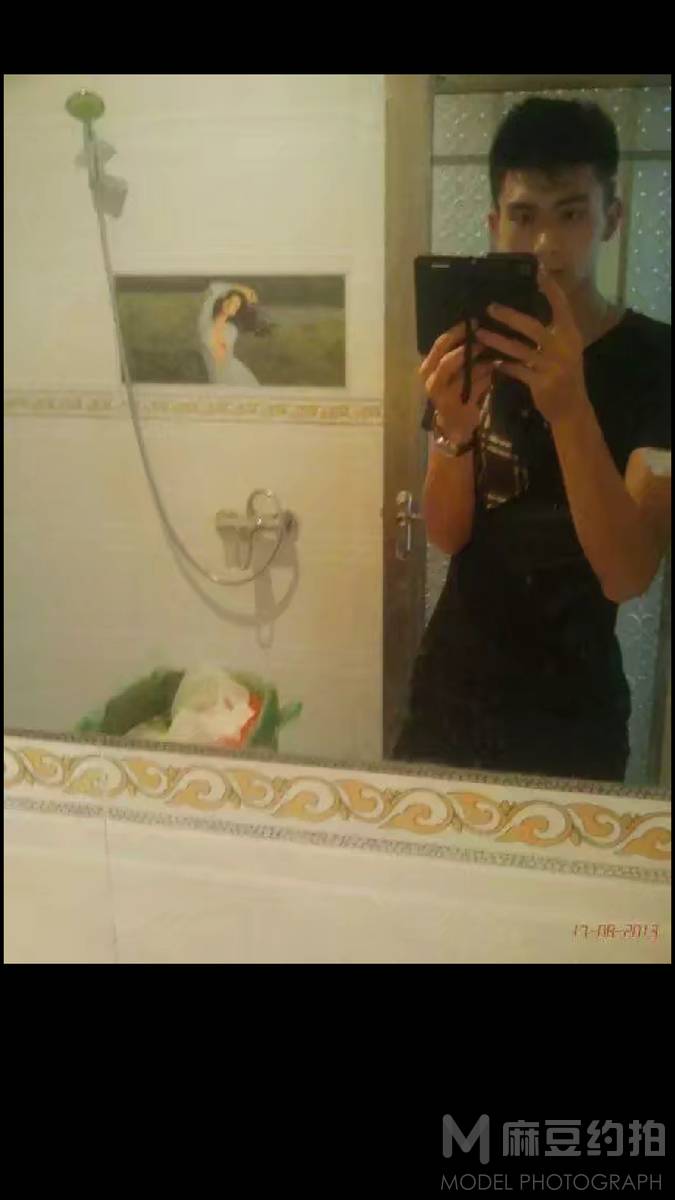 纪实模特