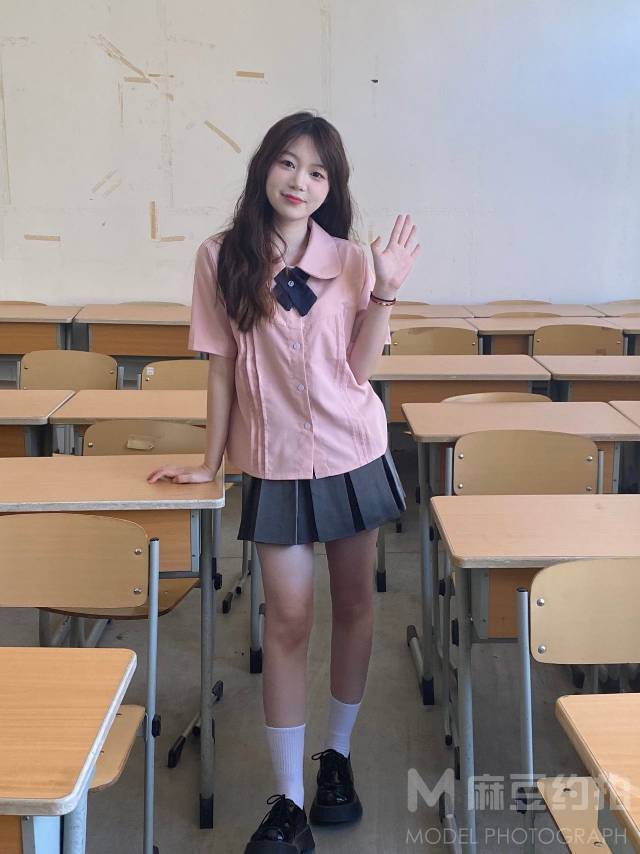 校园模特