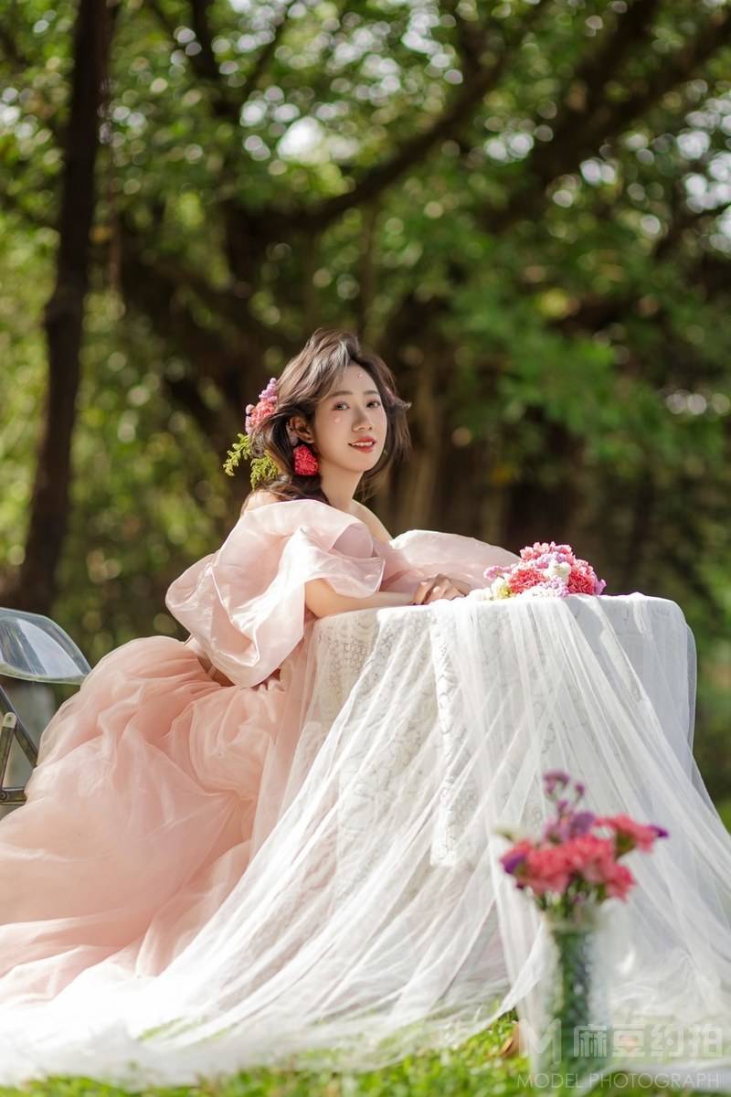 妆容模特