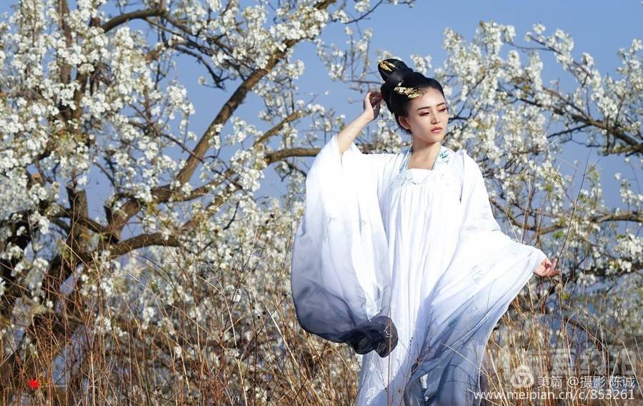 汉服模特