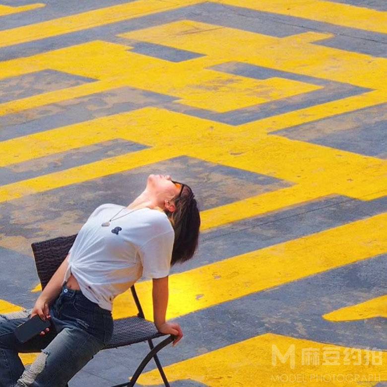校园模特