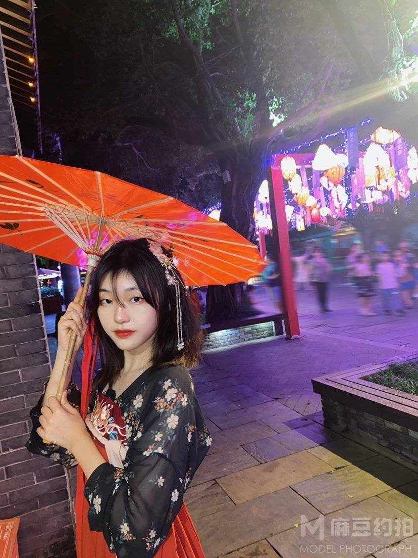 清新模特