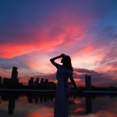 夜景模特