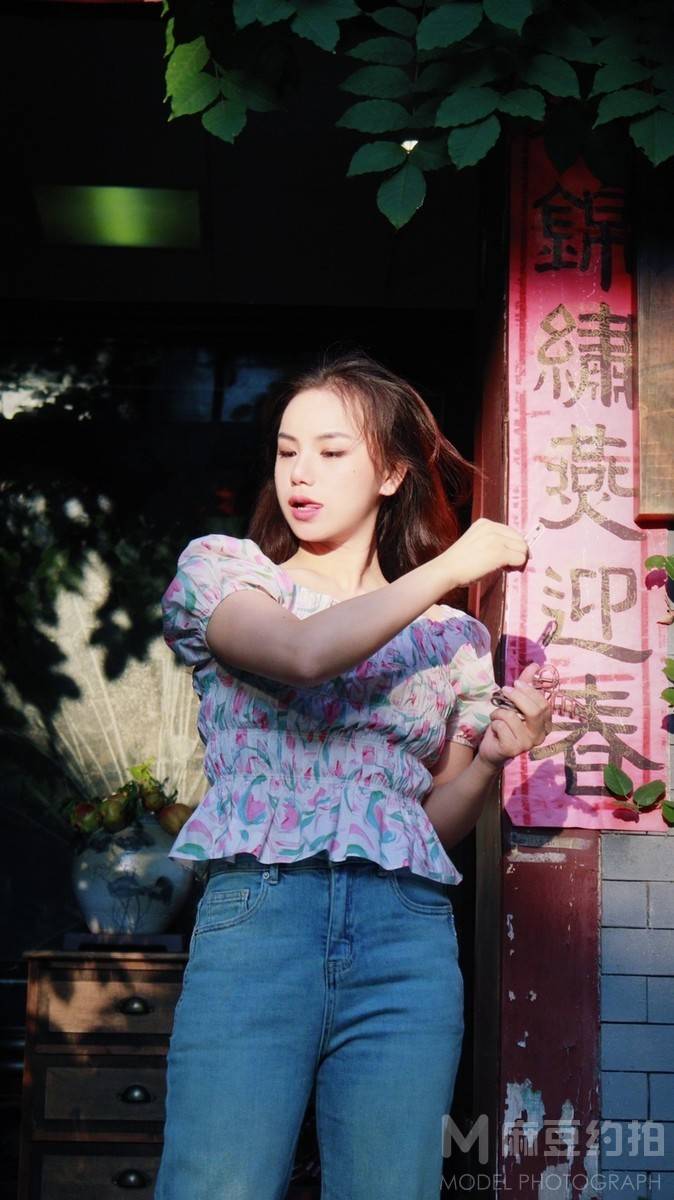 宝丽来模特