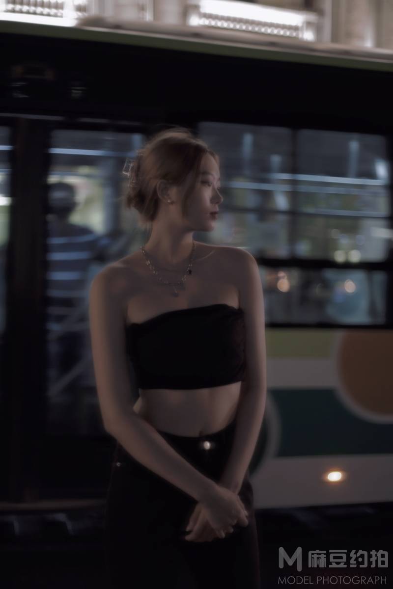 夜景模特