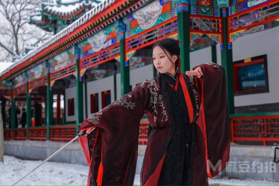 汉服模特