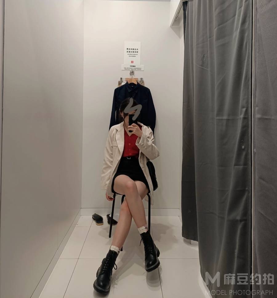 胶片模特
