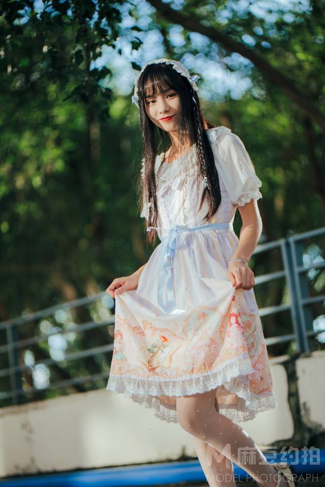 校园模特