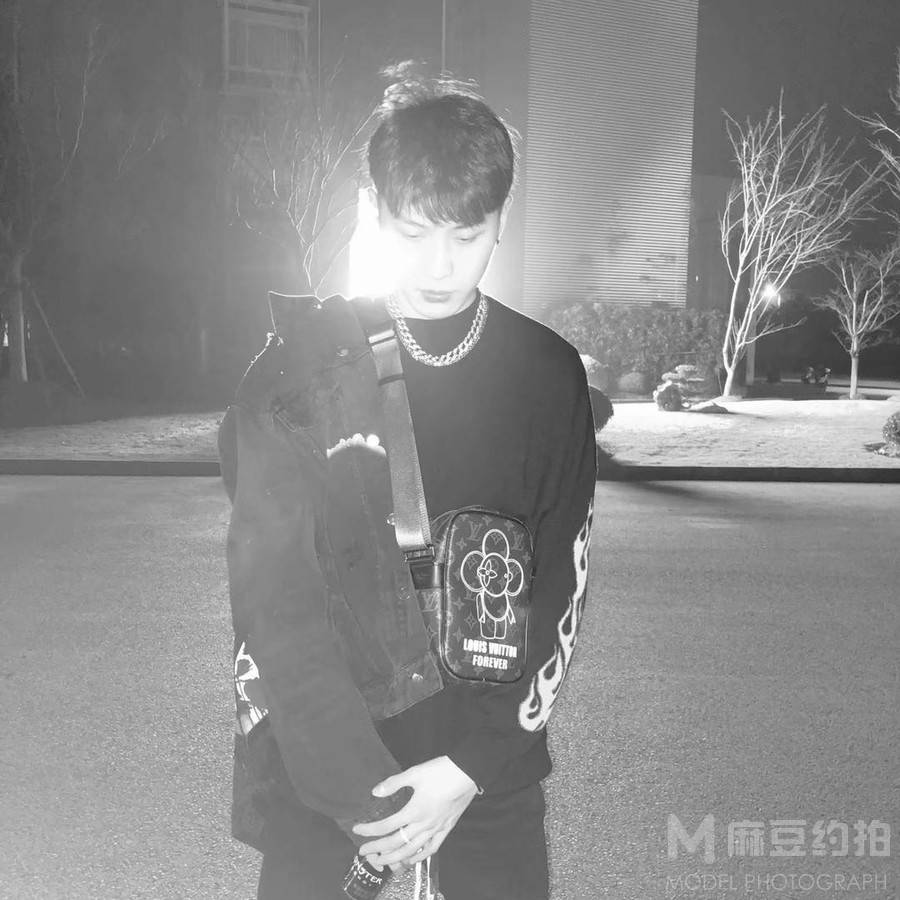暗黑模特