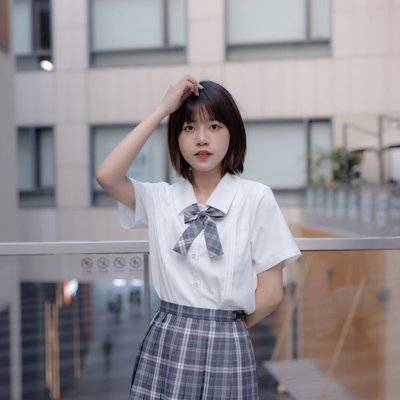 校园模特