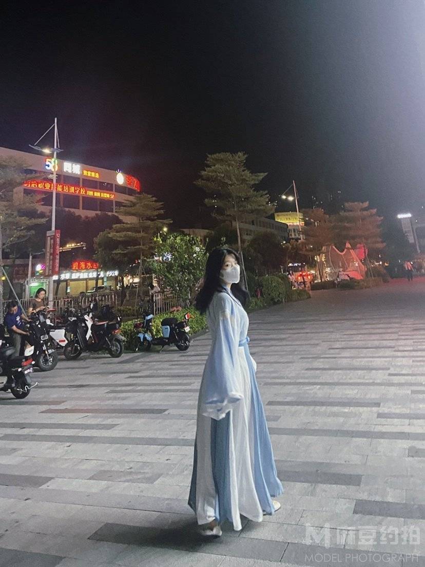 夜景模特