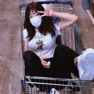 黑白模特
