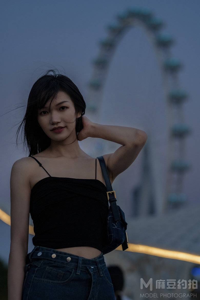 夜景模特