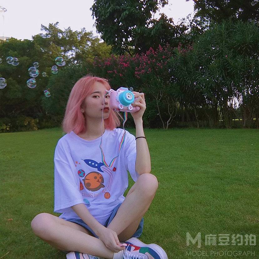 少女模特