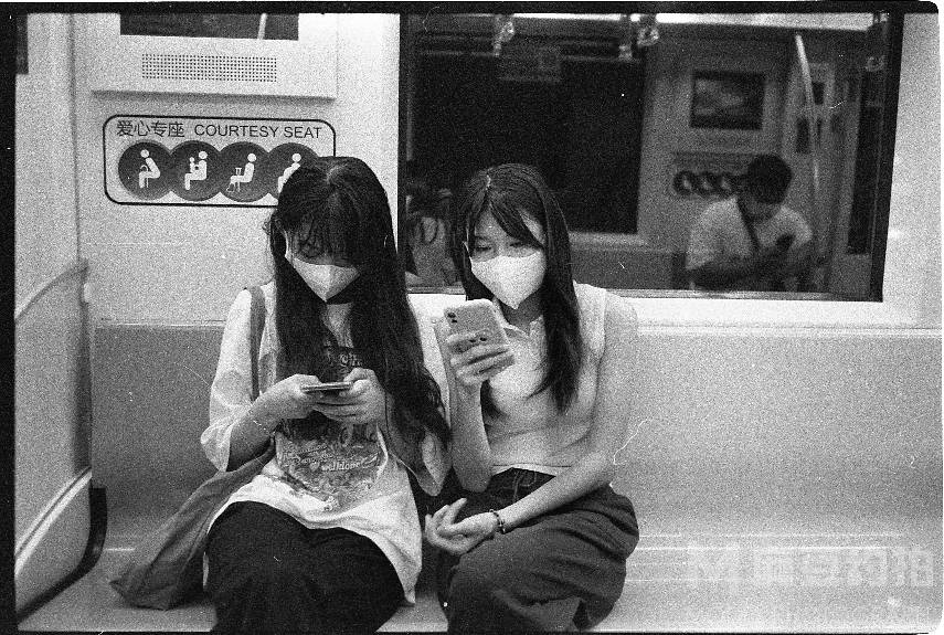 胶片模特