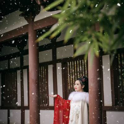 汉服模特