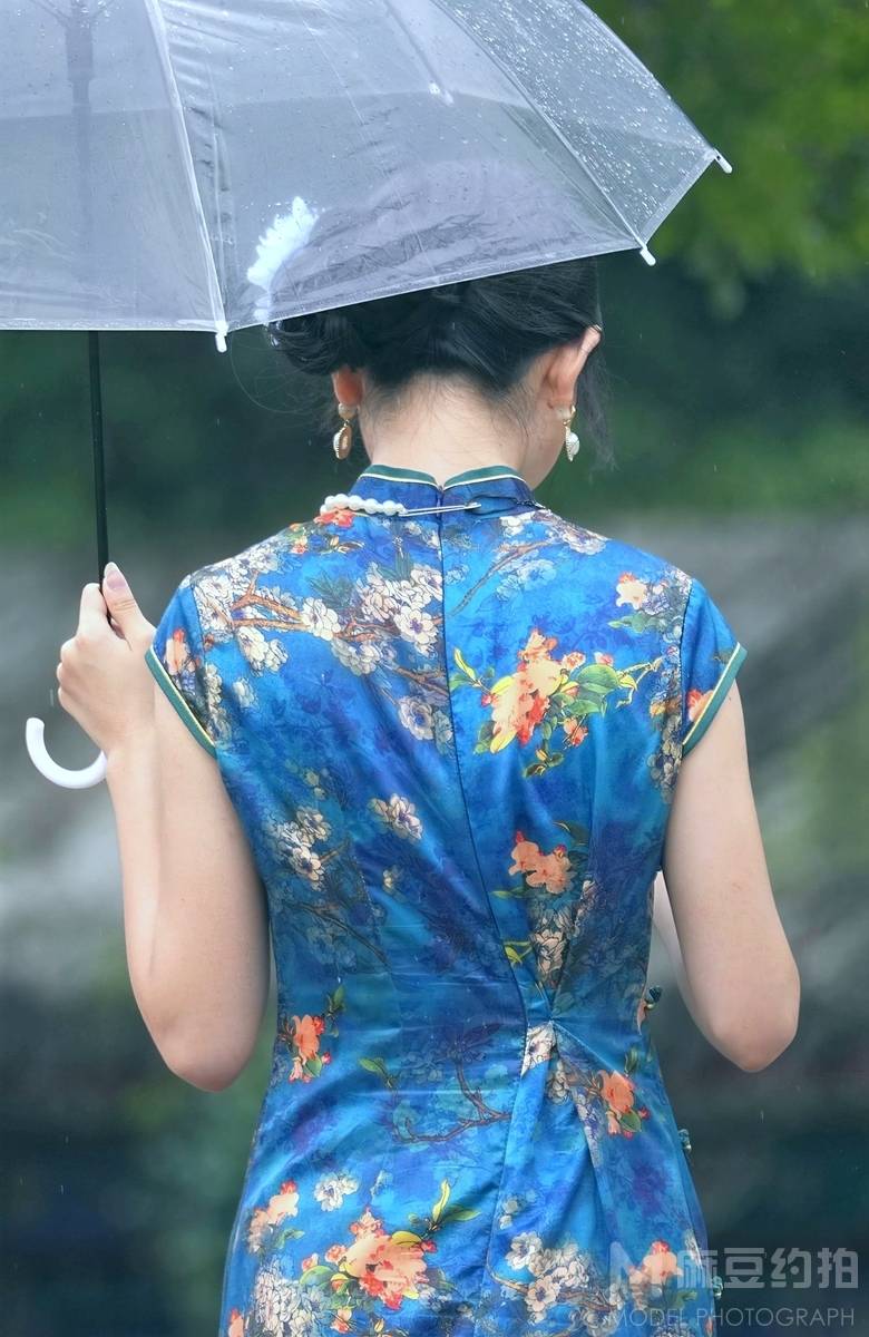 纪实模特