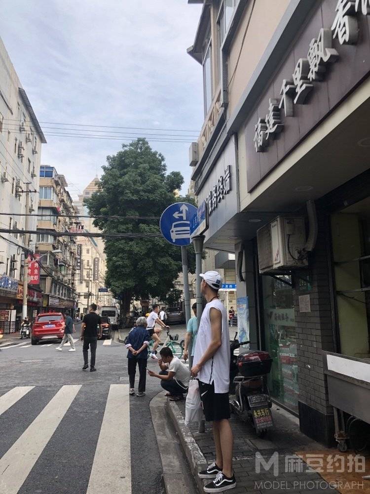 纪实模特