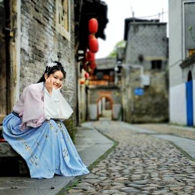 汉服模特