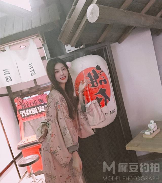 民国模特