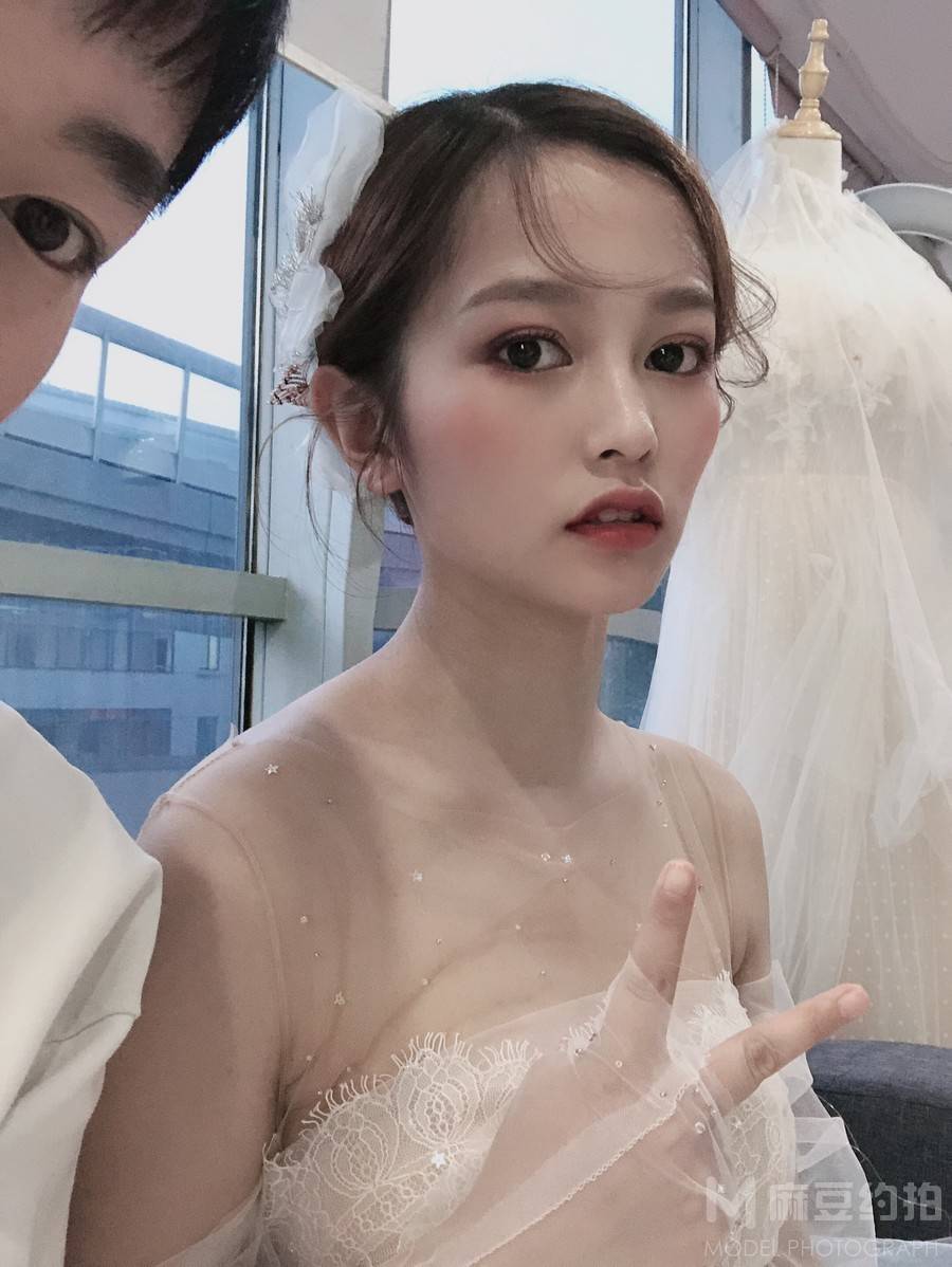 情侣模特