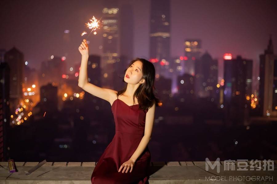 夜景模特